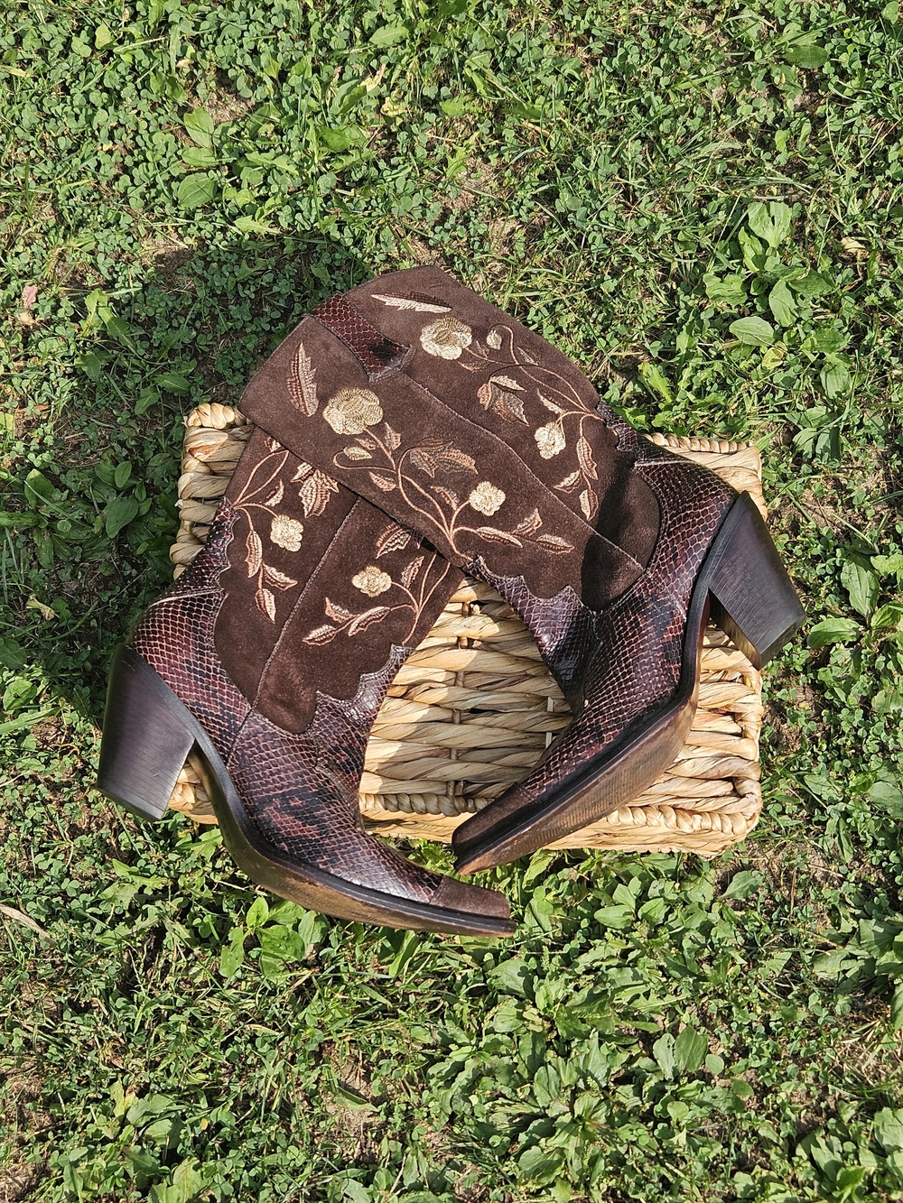 Antonio Melani Western Cowgirl Heel Boots - Women Floral Suede 7.5